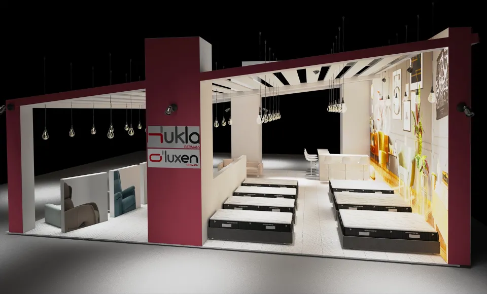 Render 3D del stand de Hukla con colchones y sillones expuestos bajo la estructura granate